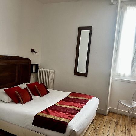 Hotel De La Paix La Rochelle  Ngoại thất bức ảnh